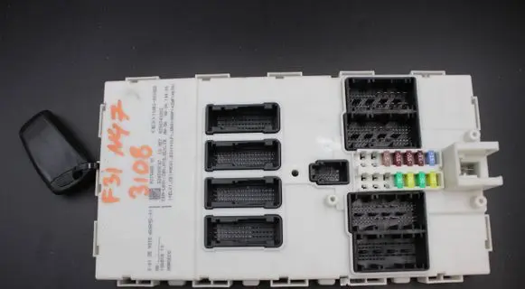 BMW 3 F30 F35 F31 Comfort/convenience module 9315685 10681810