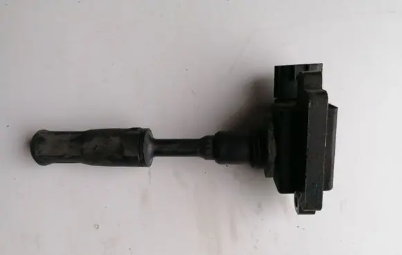 Nissan Maxima High voltage ignition coil 22448 31U15 H6T10271