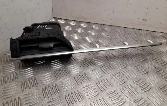 Lexus ES VII XZ10 Dashboard side air vent grill/cover trim 5567033610