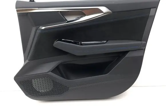 Renault Austral Front door card panel trim