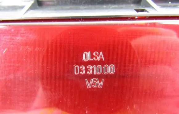 Fiat Punto (188) Third/center stoplight 0331000