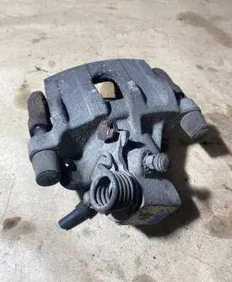 Ford Focus Rear brake caliper A426X