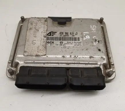 Audi A6 S6 C6 4F Engine control unit/module ECU 038906019LD 0281011198
