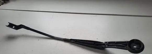Ford Focus Front wiper blade arm
