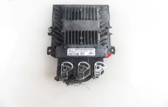 Ford Focus Engine control unit/module 5WS40332CT 7M5112A650PA