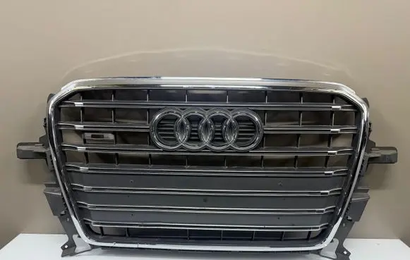 Audi Q5 SQ5 8R Front bumper upper radiator grill 8R0853651AD