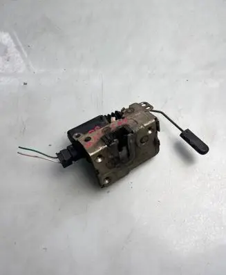 Renault Mascott Front door lock 7475