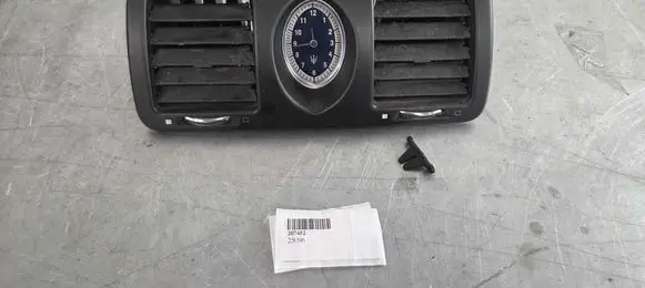 Maserati Quattroporte Dash center air vent grill 207452
