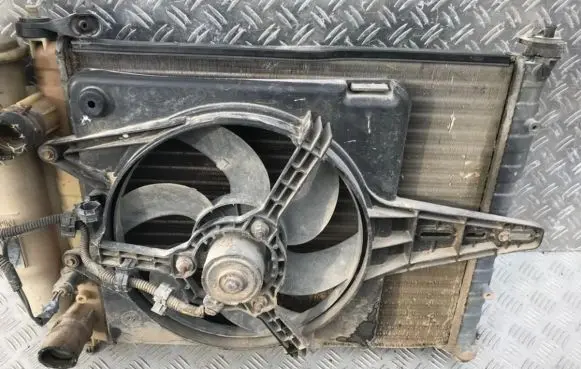 Fiat Bravo - Brava Radiator cooling fan shroud