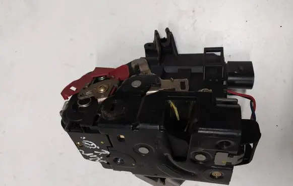 Audi A4 S4 B6 8E 8H Rear door lock 4B0839015D
