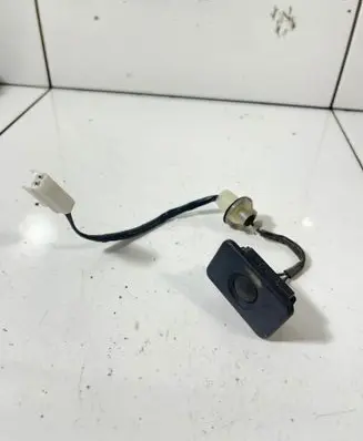 Mazda CX-5 Tailgate opening switch GS2A676S0