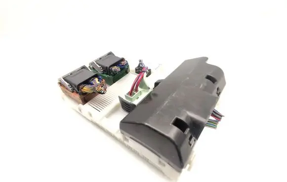 Volvo V60 Fuse module 31343677