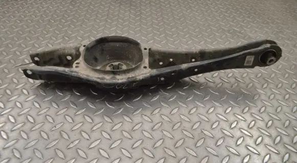 Volkswagen Golf VII Rear upper control arm/wishbone 5Q0505311D