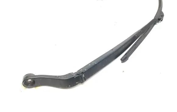 Chrysler Pacifica Front wiper blade arm