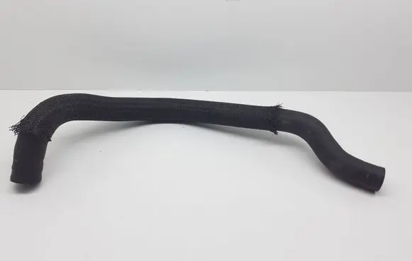 Lexus CT 200H Engine coolant pipe/hose