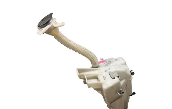 Toyota RAV 4 (XA30) Windshield washer fluid reservoir/tank 060851300 HLC33106 019606