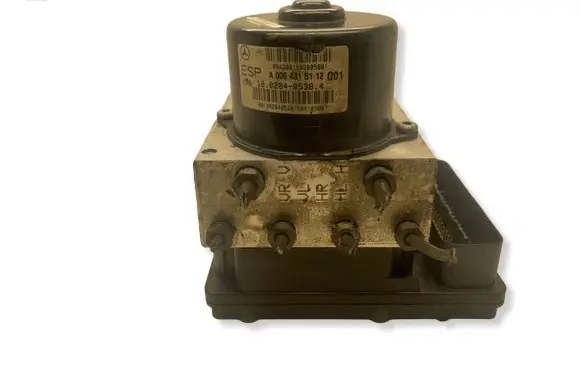 Mercedes-Benz C W204 ABS Pump A0375454732