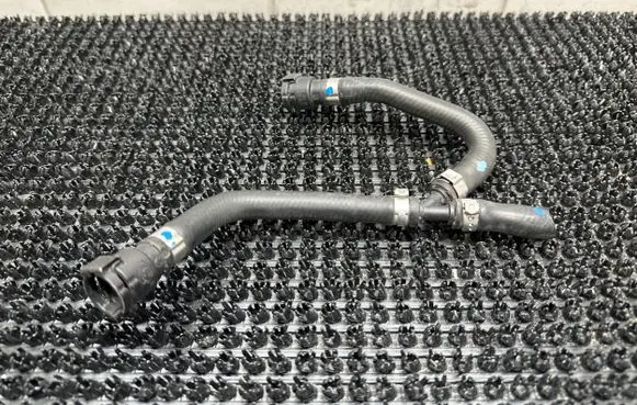 BMW 5 F10 F11 Engine coolant pipe/hose 7578490
