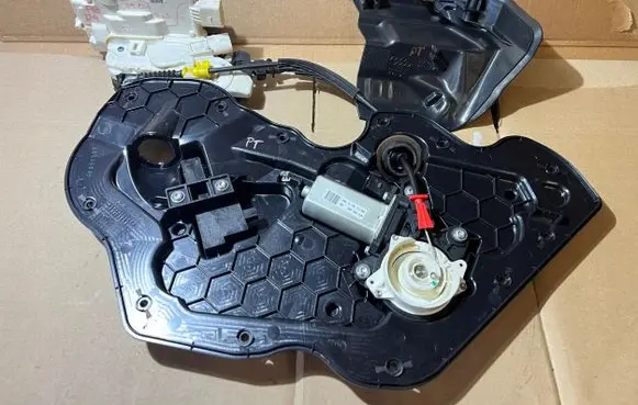 Audi A8 S8 D4 4H Rear door lock