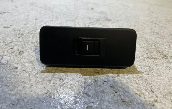 Land Rover Range Rover Sport L320 Electric window control switch YUD501070PVJ 060621