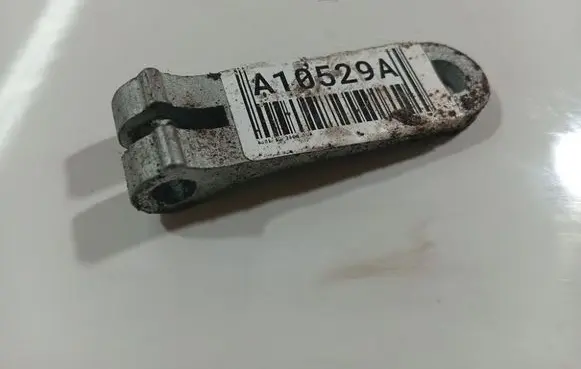 Audi A2 Front door upper hinge 8Z0837428