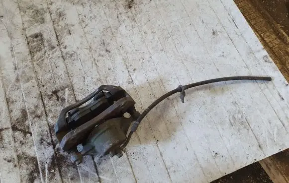 Hyundai ix20 Front brake caliper NOCODE