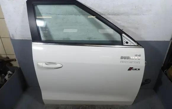 SsangYong Tivoli Front door 