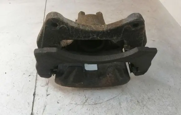 Mitsubishi ASX Front brake caliper 5796