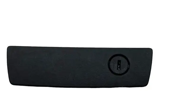 Jeep Grand Cherokee (WK) Glove box lock 