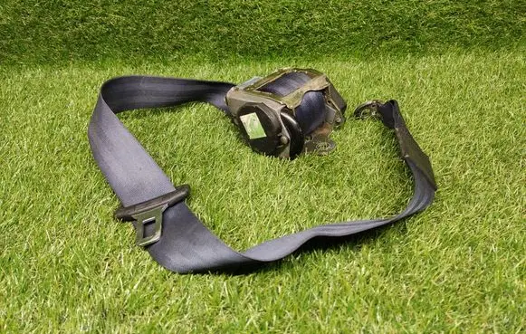 Audi TT Mk1 Front seatbelt 8N8857706G 560547200C