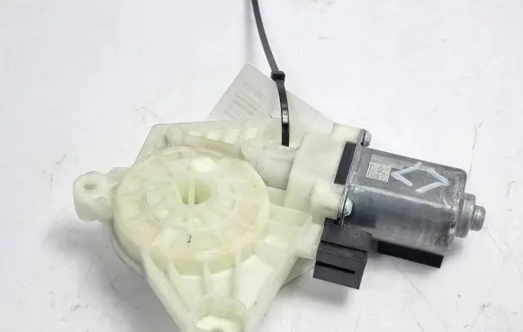Volkswagen PASSAT B8 Wiper motor 5Q4959802D