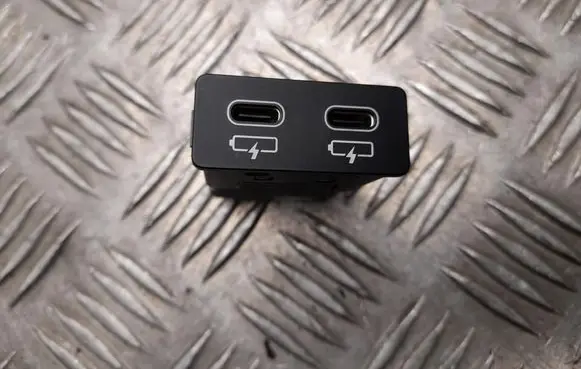 BMW iX1 USB socket connector 5A84181