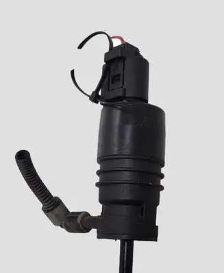 BMW 5 F10 F11 Windscreen/windshield washer pump 6934160 3240479 132640