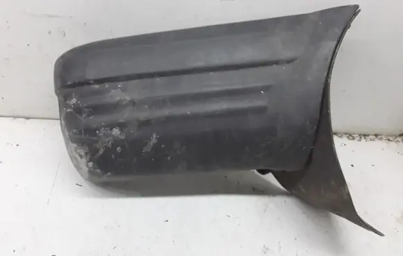 Rear bumper corner part panel trim