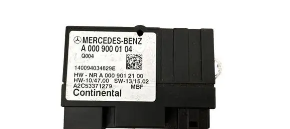 Mercedes-Benz CLA C117 X117 W117 Fuel injection pump control unit/module A0009000104kw 140094034829E A0009012100