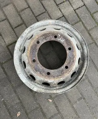 Man TGE 1gen R16 steel rim 