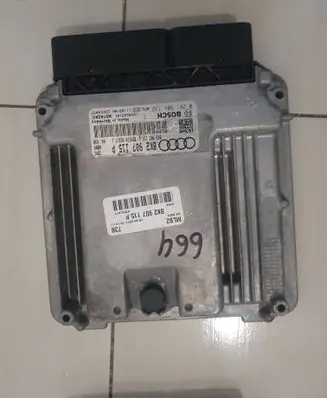 Audi A5 8T 8F Engine control unit/module 8K2907115P 8K2907115D 0261S04132