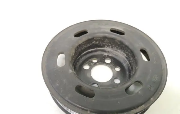 Audi A3 S3 A3 Sportback 8P Crankshaft pulley 06A105255F