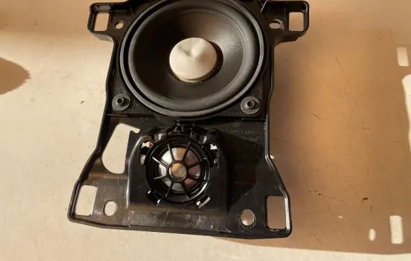 BMW 7 G11 G12 Panel speaker 9299505
