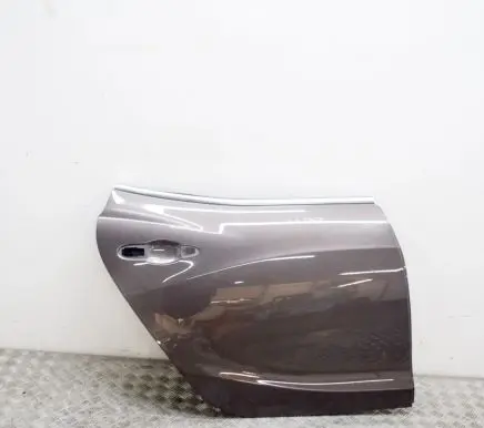 Maserati Ghibli Rear door 673008061