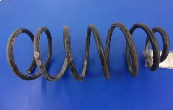 Volkswagen PASSAT B4 Front coil spring