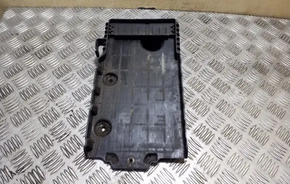 Volvo V40 Battery tray 31301935 31301934