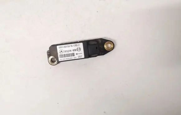 Mercedes-Benz C W203 Airbag deployment crash/impact sensor 0018204426 003196