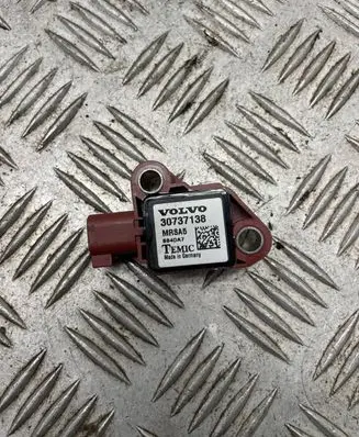 Volvo V50 Airbag deployment crash/impact sensor 30737138 8840A7