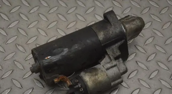 Mercedes-Benz GL X164 Starter motor A0061516101