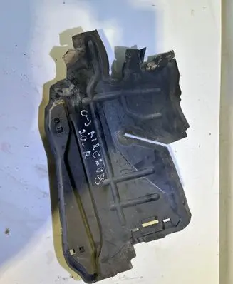 Citroen C3 Aircross Intercooler air guide/duct channel 39144968 8961Y