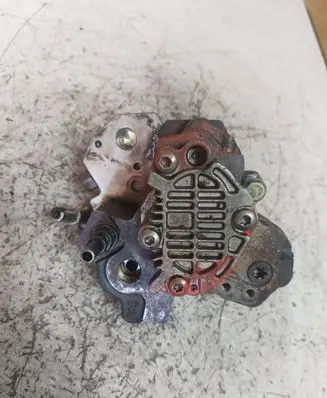 Peugeot 206 Fuel injection high pressure pump 9637317380 0445010042