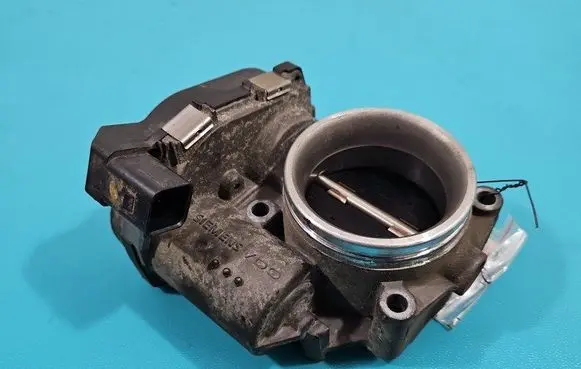 BMW 1 E81 E87 Throttle body valve 7561067-01 IMPRK1387895