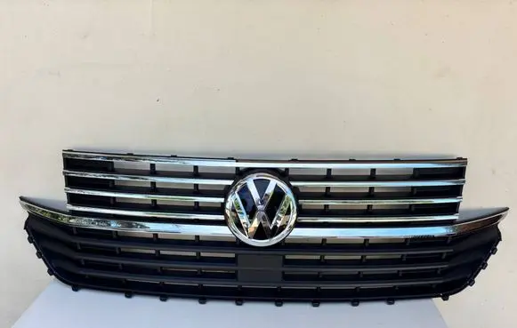 Volkswagen Multivan T6 Front bumper upper radiator grill 7LA853651B