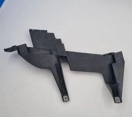 BMW X3 E83 Headlight/headlamp mounting bracket 1301073025 6939200 63126939200
